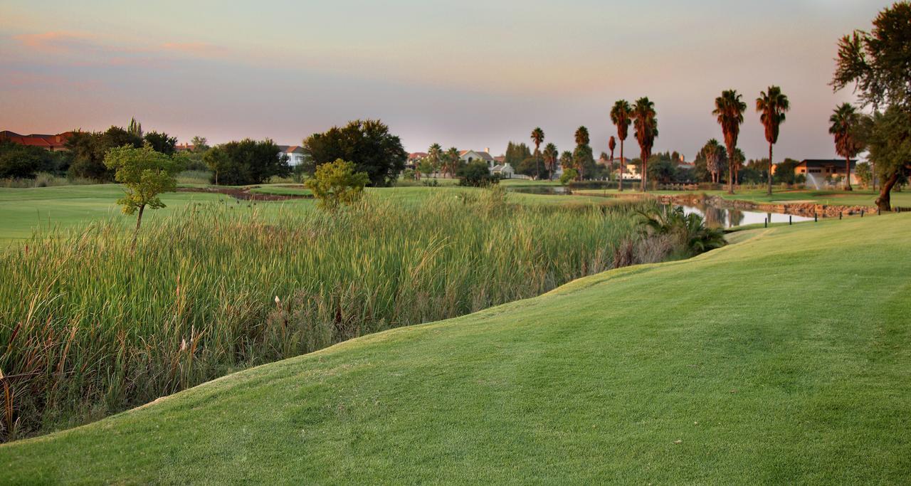 The Lakes Boutique Lodge Pretoria-Noord Exteriör bild